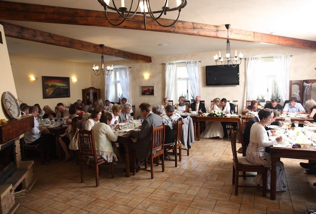 Hotel Pod Koksinem Spálené Poříčí Buitenkant foto